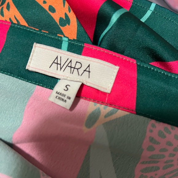 AVARA square neckline tropical printed blouse with puffy sleeves - Picture 8 of 11